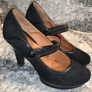 WORN ONCE! Sofft Heels